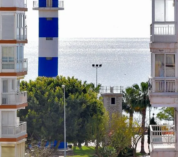 Atico Con Gran Terraza Y Vistas Al Mar